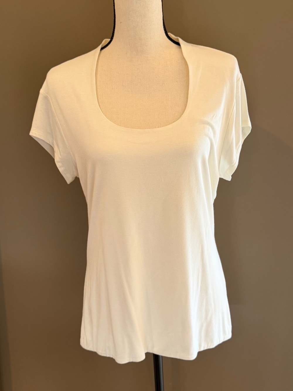 Grace Women's Cream Short Sleeved Scoop Neck Blouse, Office, Size Large